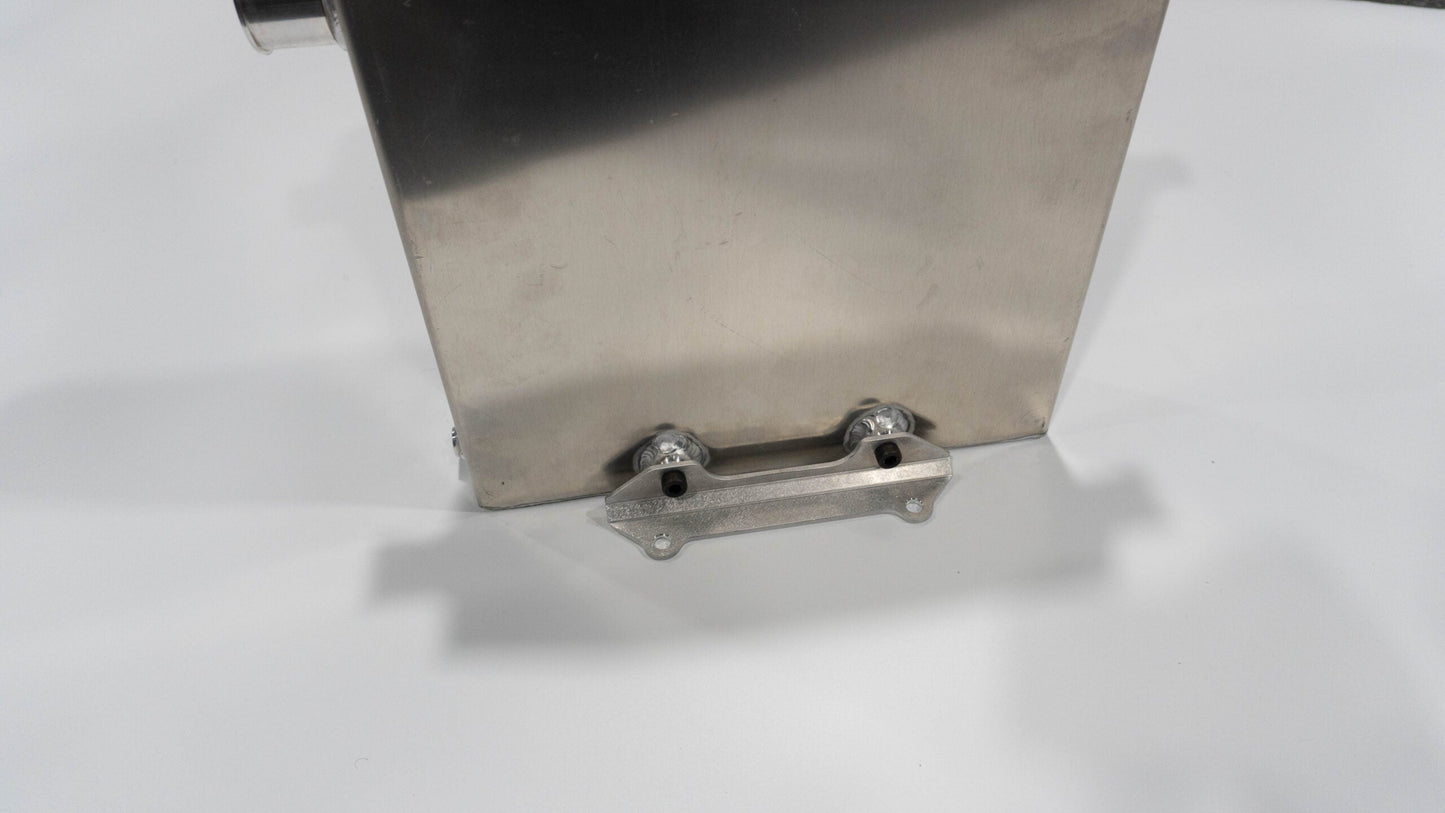 ASE Outlaw Catch Can - In Car